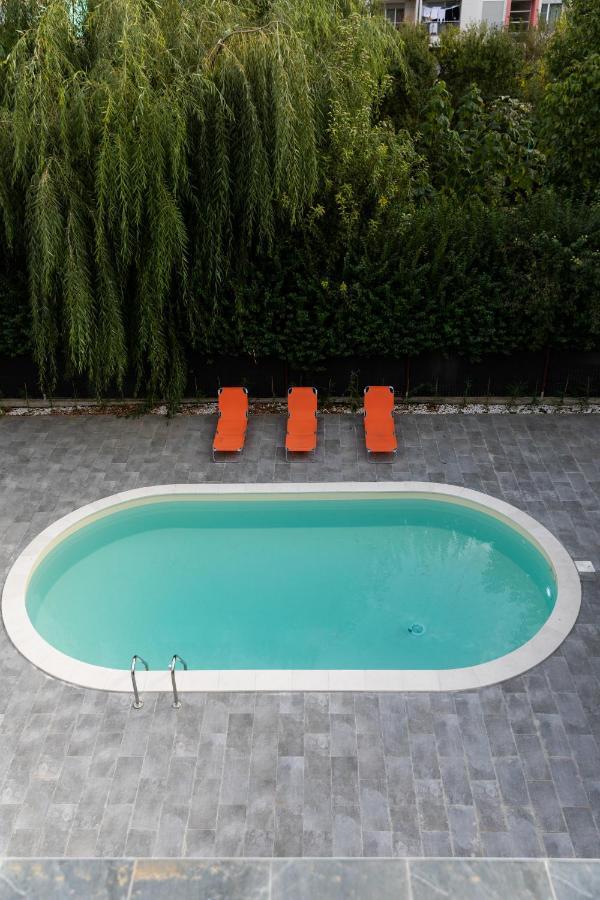 Studio 8 I One Bedroom Apartment I Airport I Therme Otopeni Luaran gambar