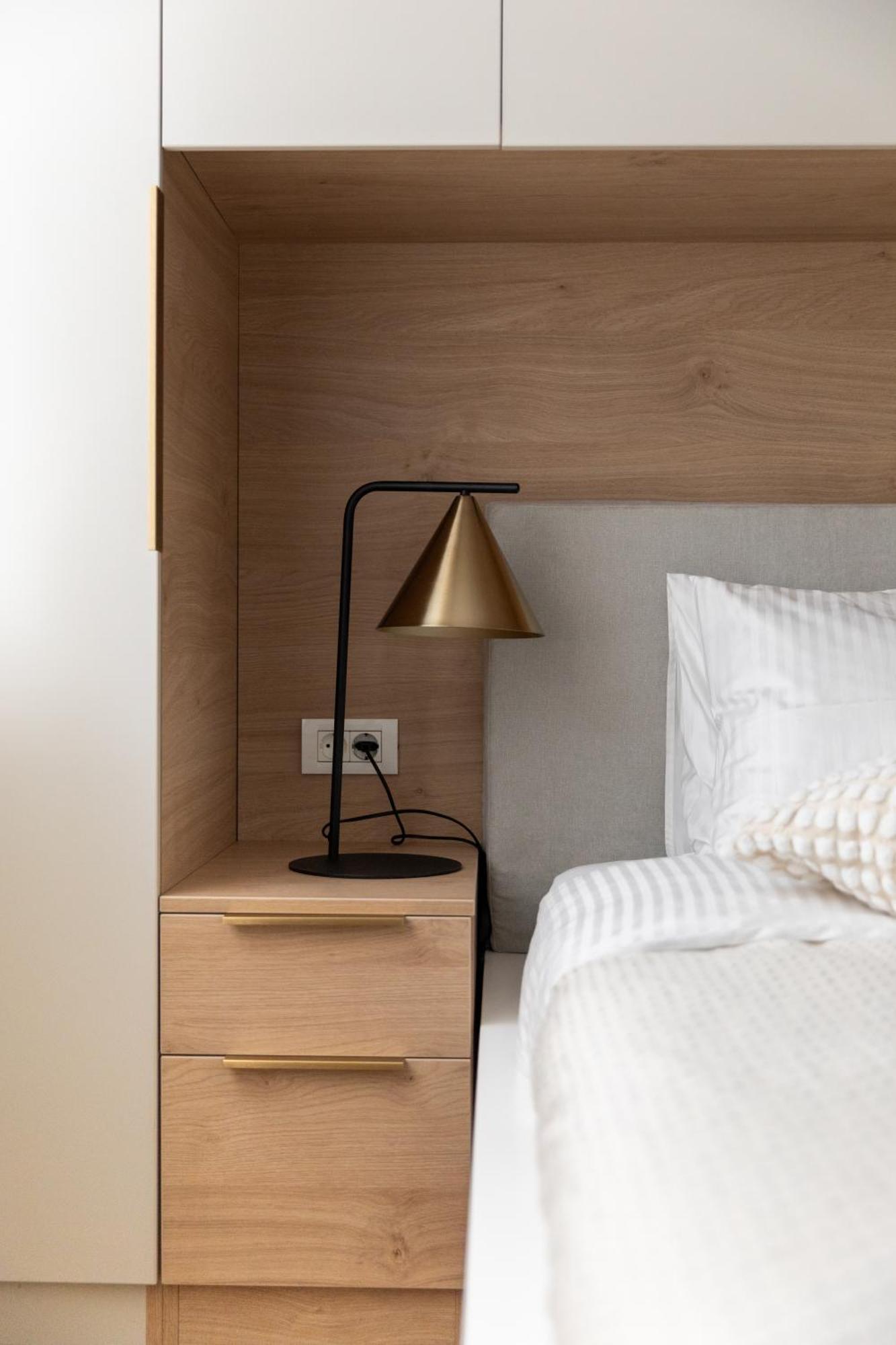Studio 8 I One Bedroom Apartment I Airport I Therme Otopeni Luaran gambar